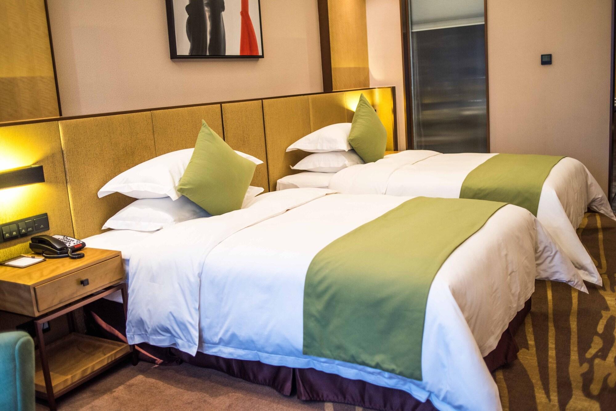 รามาดา เลอซาน Hotel เล่อซาน ภายนอก รูปภาพ