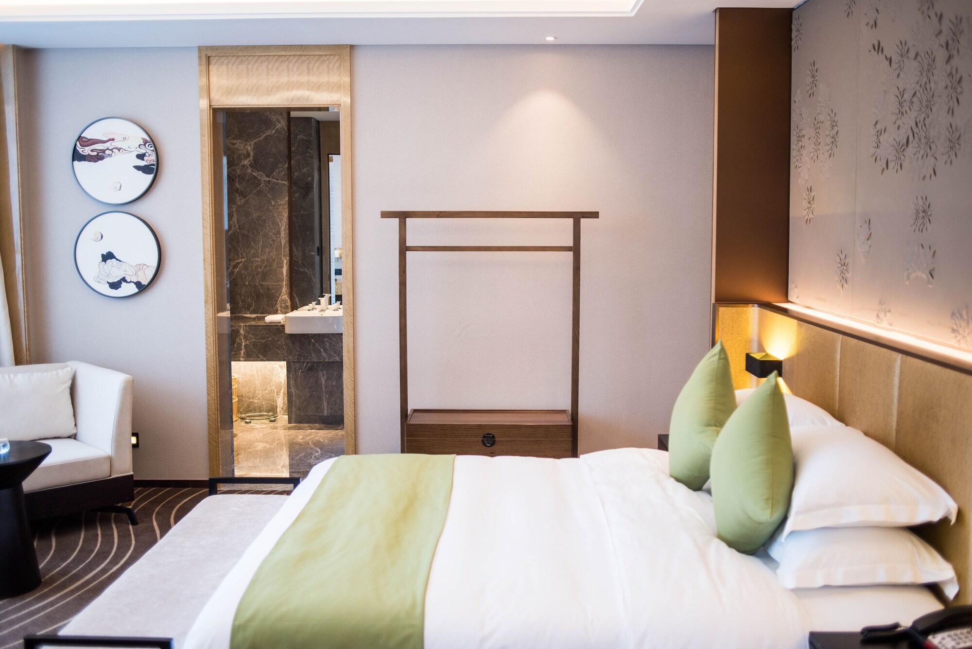 รามาดา เลอซาน Hotel เล่อซาน ภายนอก รูปภาพ