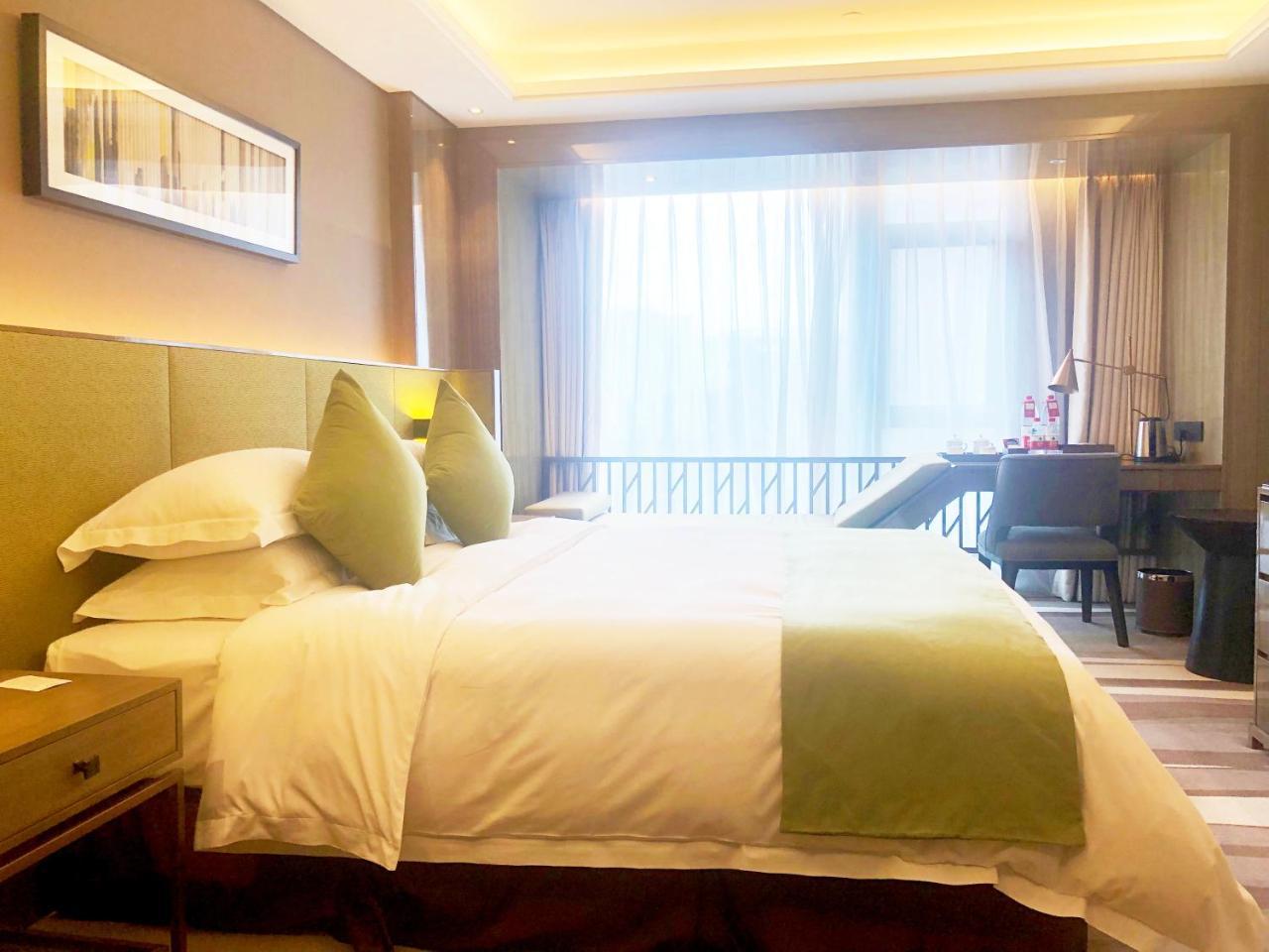รามาดา เลอซาน Hotel เล่อซาน ภายนอก รูปภาพ